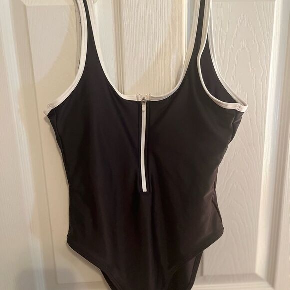 Old Navy Black and White One-Piece Swimsuit - Picture 2 of 4